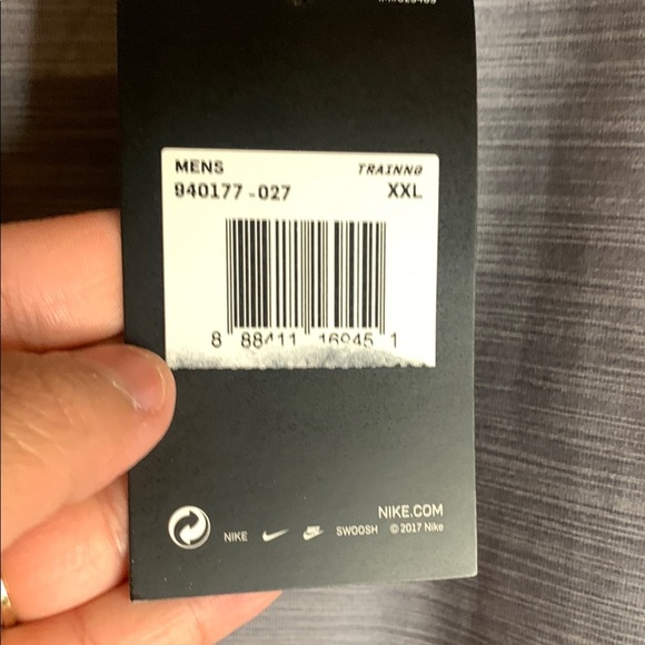 NWT Nike Gray Dri-FIT Long Sleeve Shirt - Picture 4 of 10